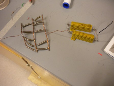 Nichrome heating coil to heat water in humidifier